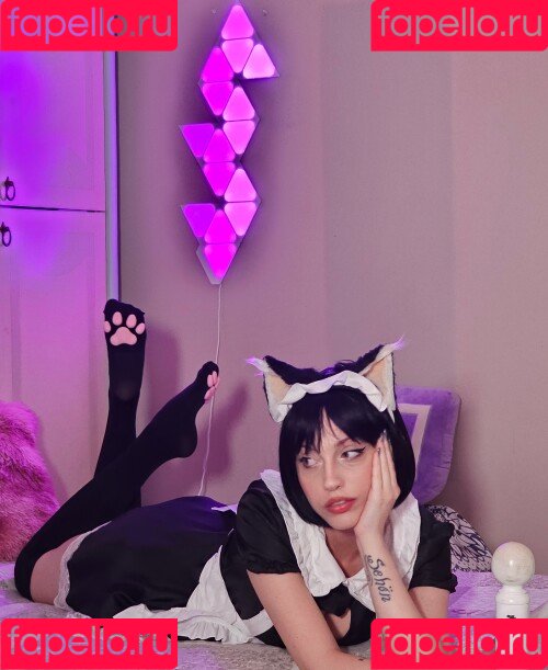 Mona Schon Onlyfans Photo Gallery 