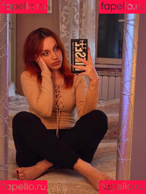 Mona Schon Onlyfans Photo Gallery 