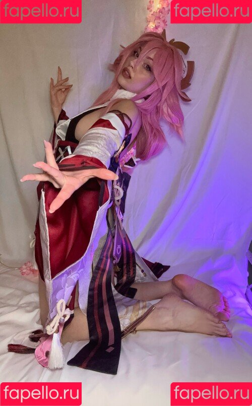 Mona Schon Onlyfans Photo Gallery 