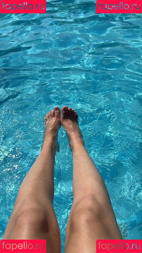 Mona Schon Onlyfans Photo Gallery 