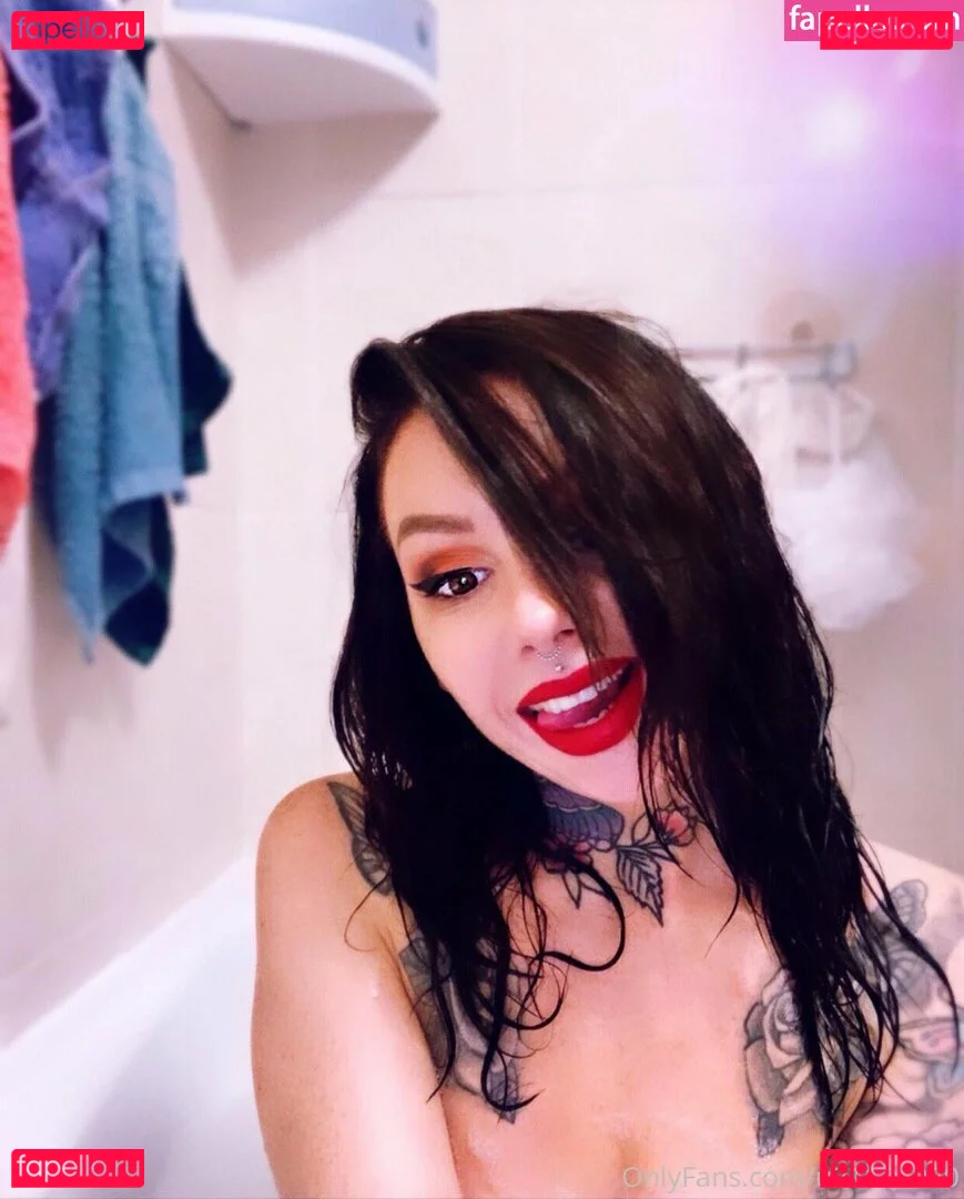 evarayfree Onlyfans Photo Gallery 