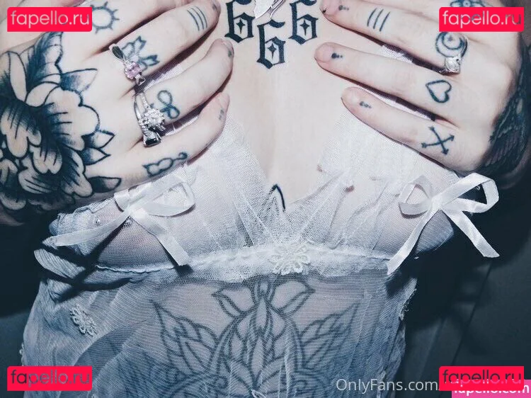 evarayfree Onlyfans Photo Gallery 