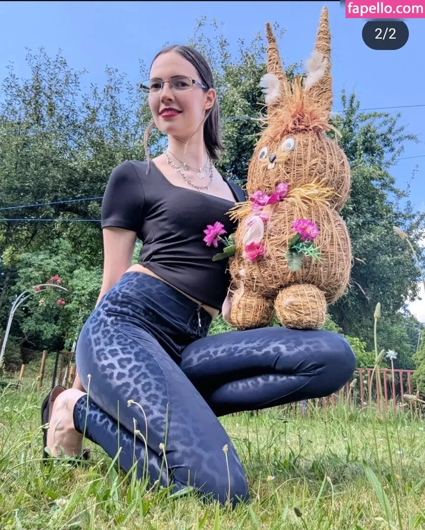 mrs-crazy Onlyfans Photo Gallery 