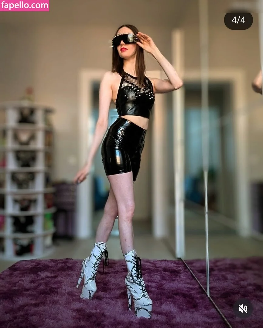 mrs-crazy Onlyfans Photo Gallery 