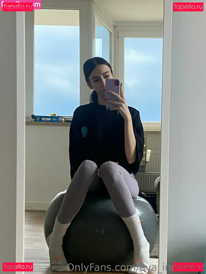 eva_innocent Onlyfans Photo Gallery 