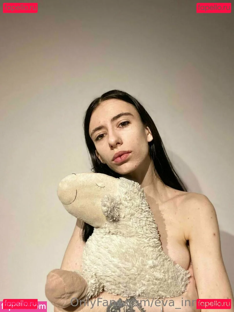 eva_innocent Onlyfans Photo Gallery 