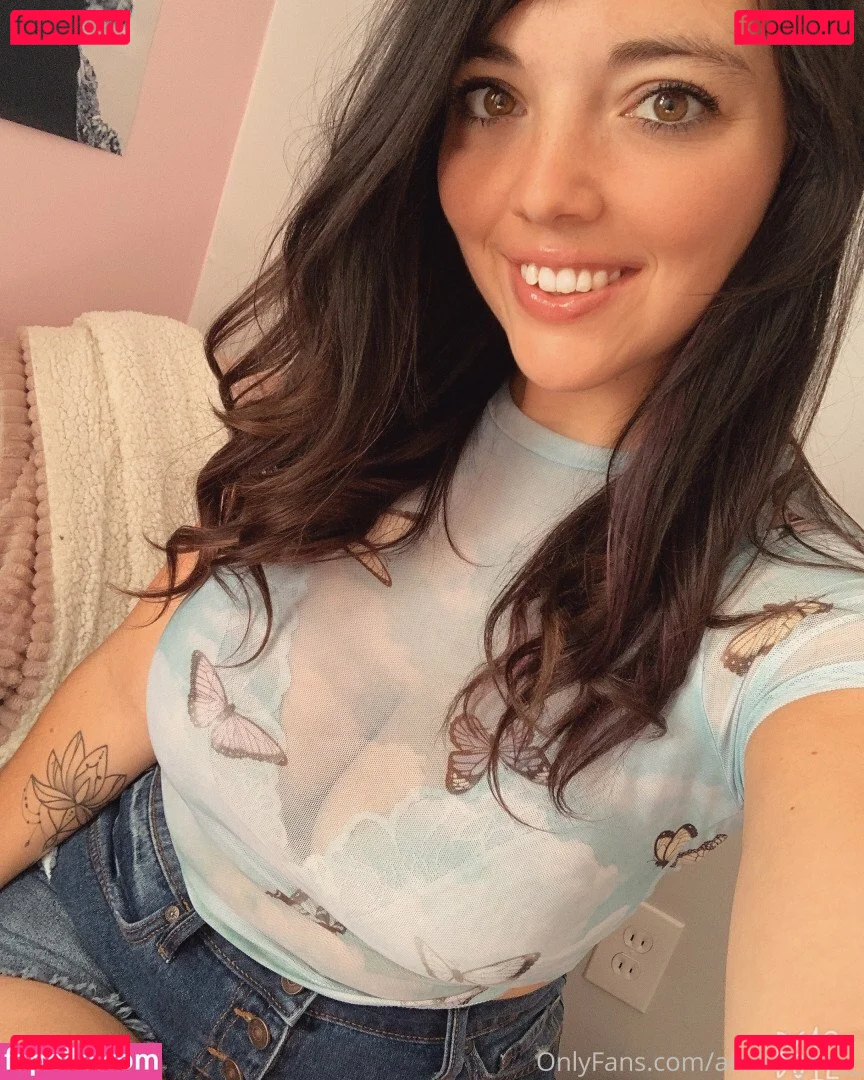 Vanessa Ray Onlyfans Photo Gallery 