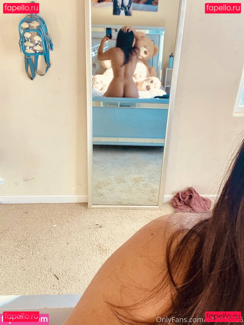 Khlokitty Onlyfans Photo Gallery 