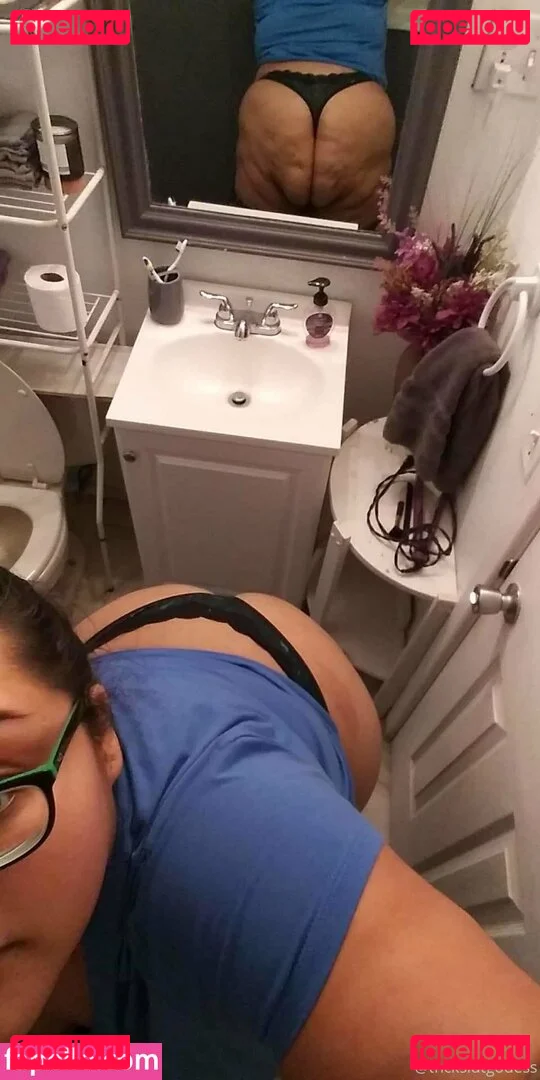 thckslutgoddess Onlyfans Photo Gallery 