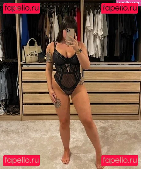 Beth Halsey Onlyfans Photo Gallery 