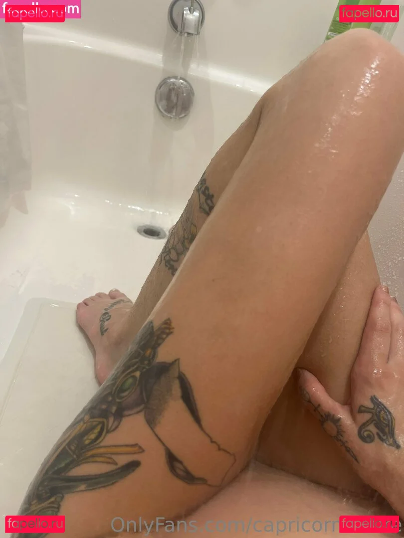 capricorndesire Onlyfans Photo Gallery 