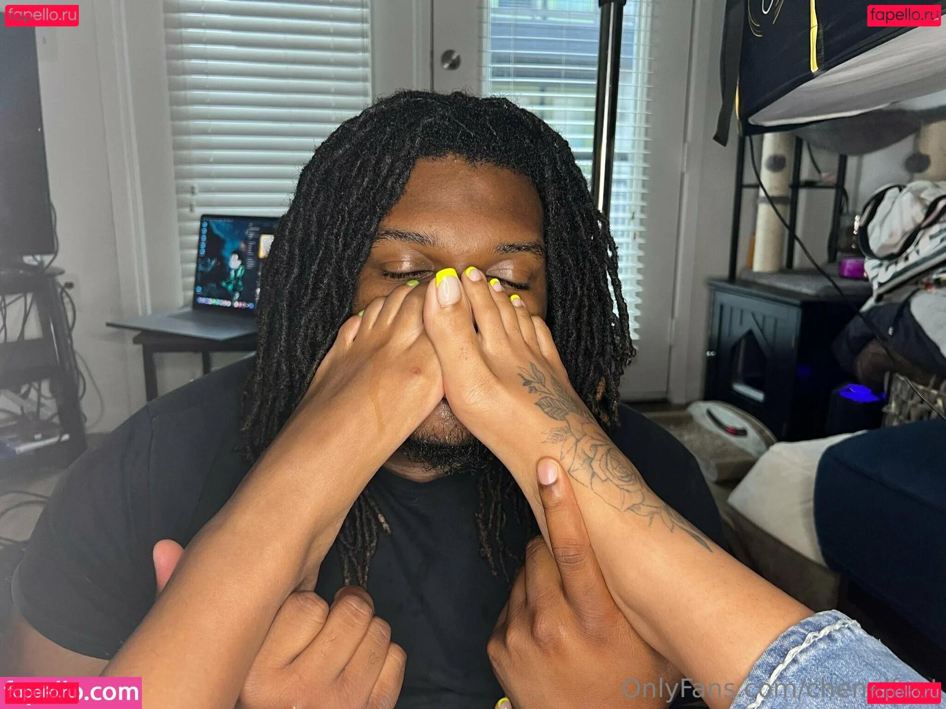 chenalfeet Onlyfans Photo Gallery 