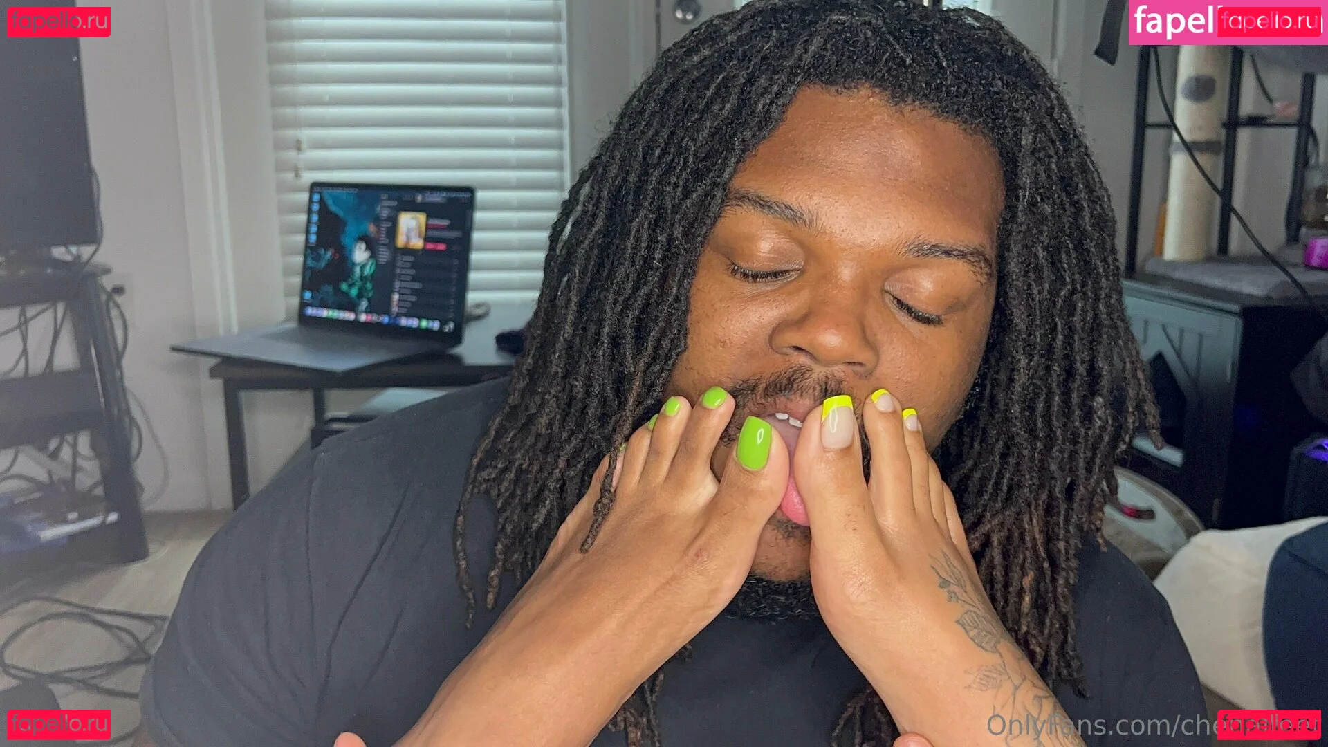 chenalfeet Onlyfans Photo Gallery 