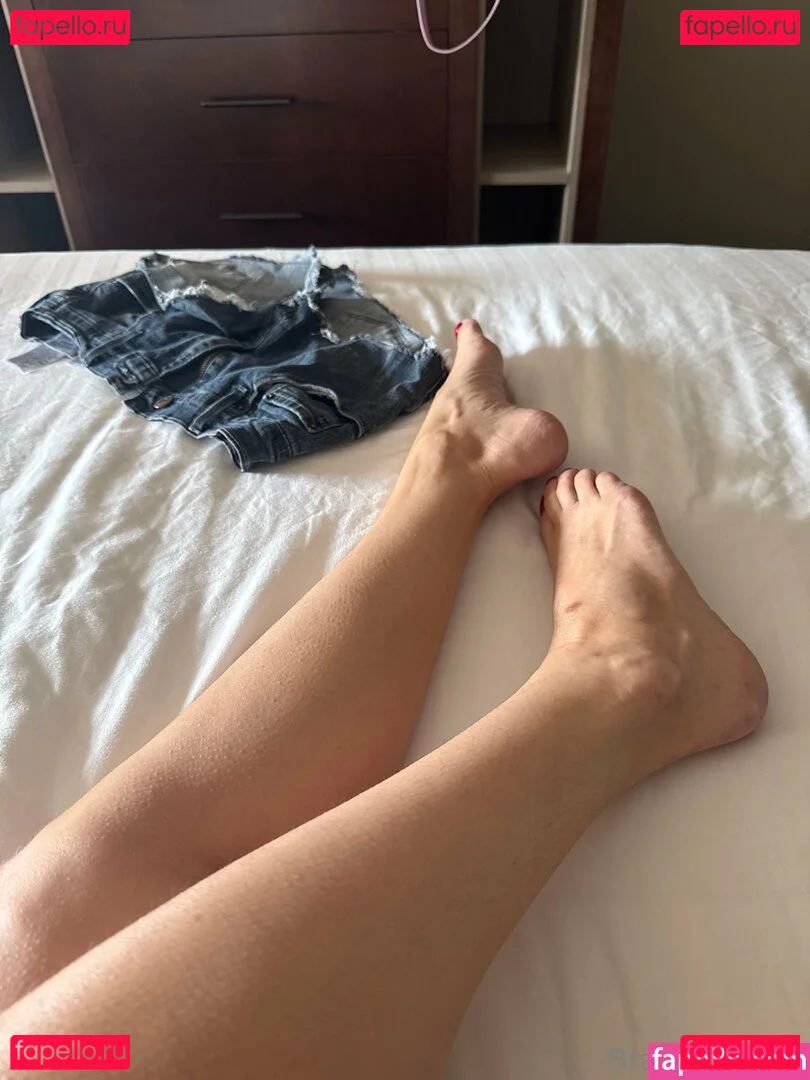 goddess_tickle Onlyfans Photo Gallery 