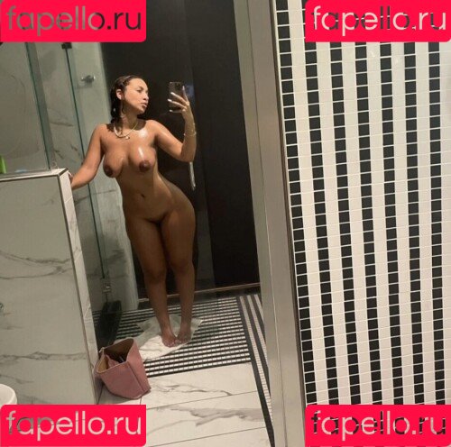 Omaima Benamre Onlyfans Photo Gallery 