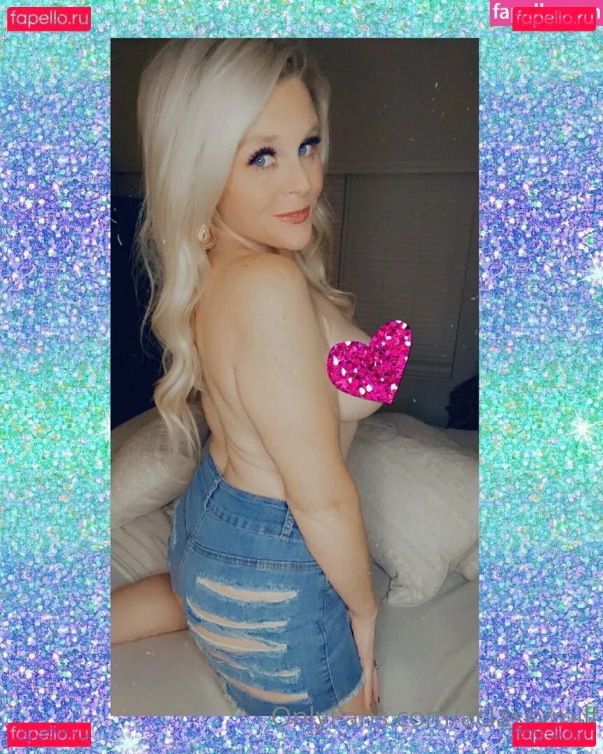 aclassymilf Onlyfans Photo Gallery 