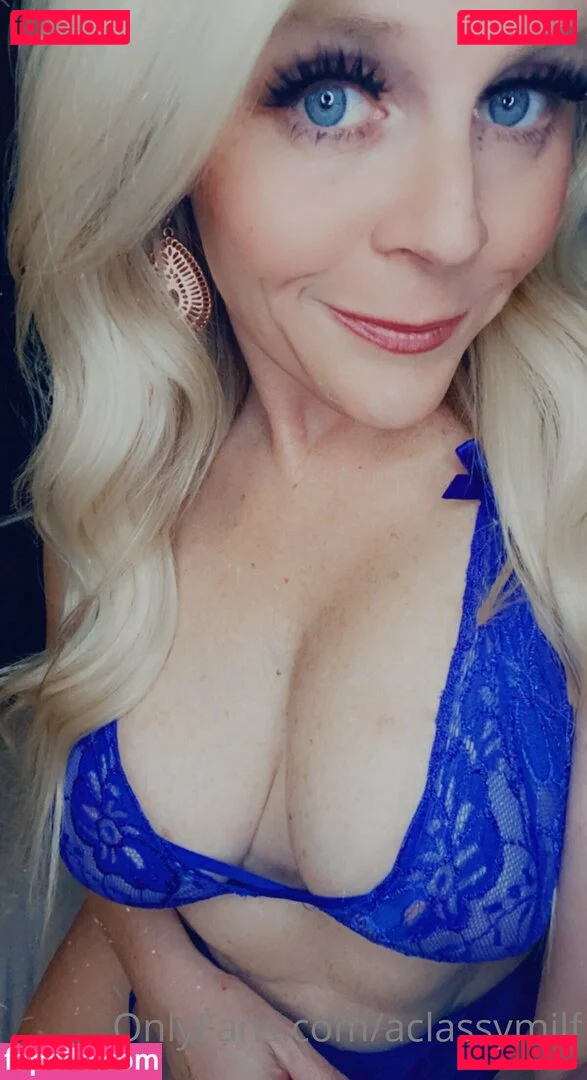 aclassymilf Onlyfans Photo Gallery 