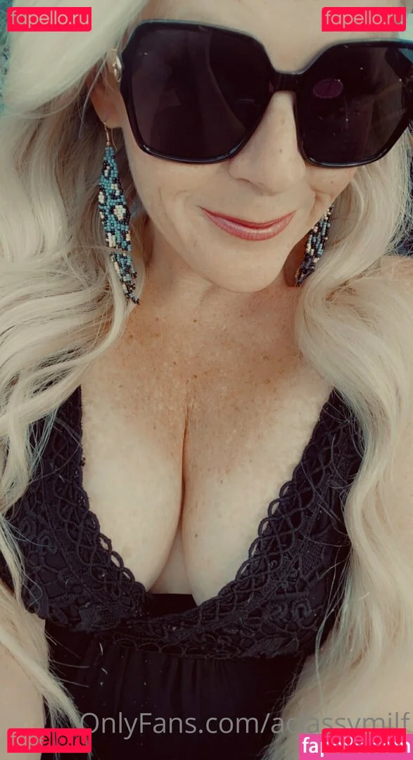 aclassymilf Onlyfans Photo Gallery 