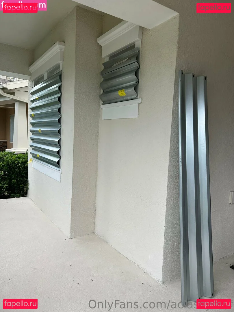 aclassymilf Onlyfans Photo Gallery 