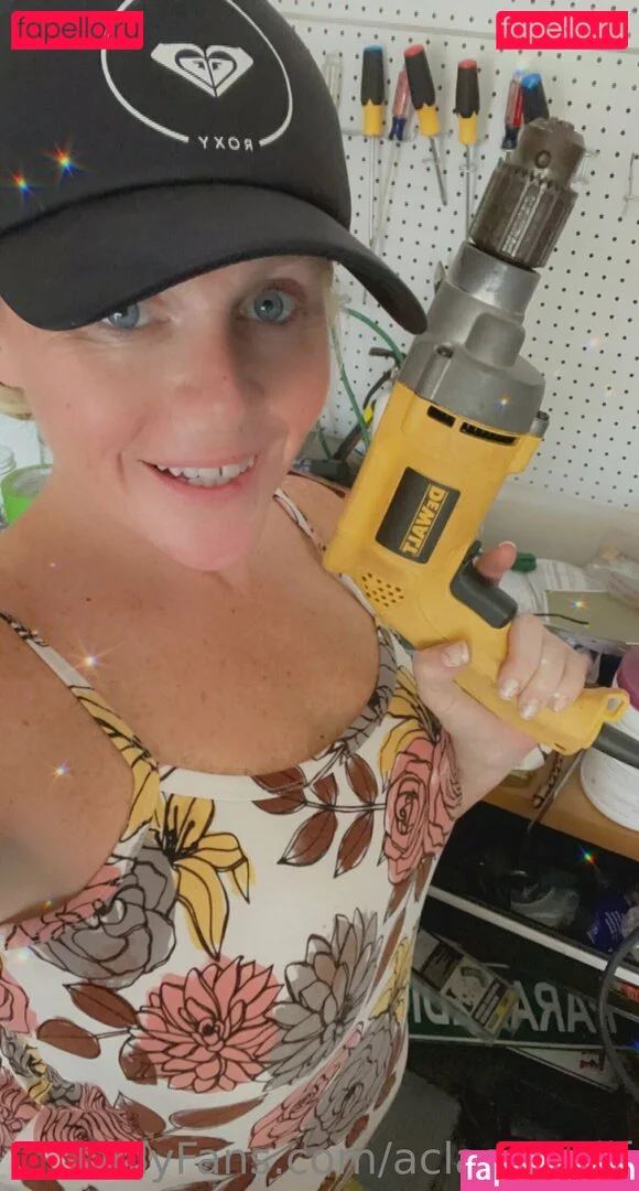 aclassymilf Onlyfans Photo Gallery 