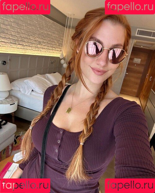 Lara Loft Onlyfans Photo Gallery 