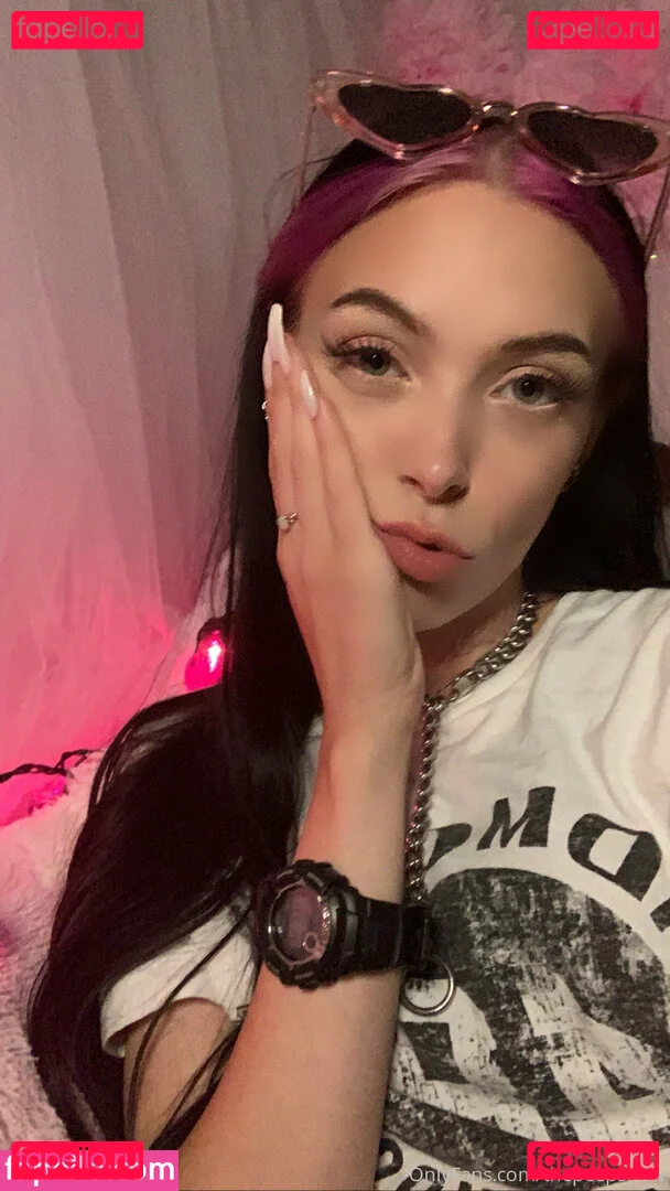 thepeepshow Onlyfans Photo Gallery 