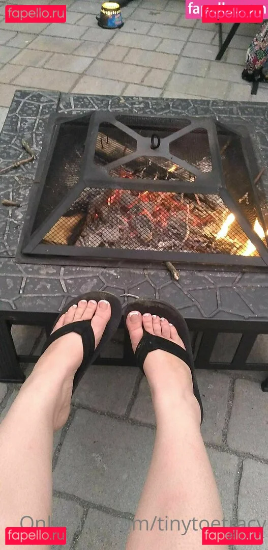 tinytoetracy Onlyfans Photo Gallery 