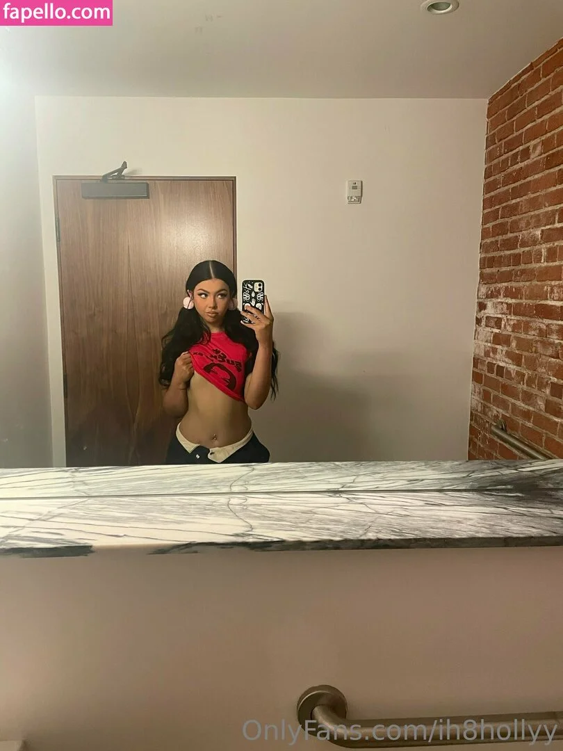 imhollyday Onlyfans Photo Gallery 