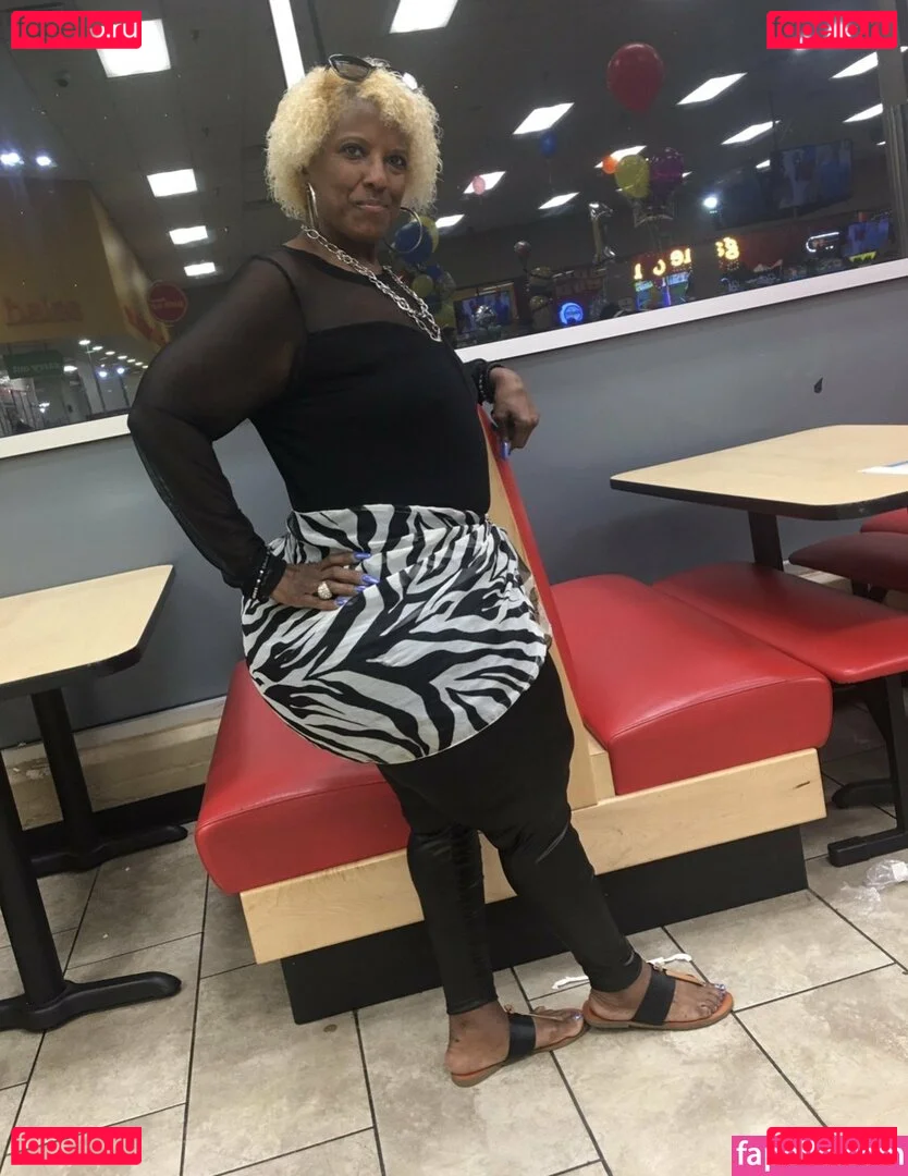 msphat70 Onlyfans Photo Gallery 