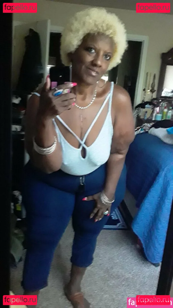 msphat70 Onlyfans Photo Gallery 