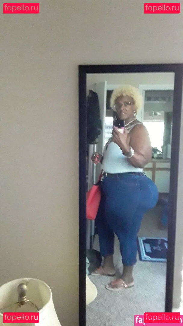 msphat70 Onlyfans Photo Gallery 