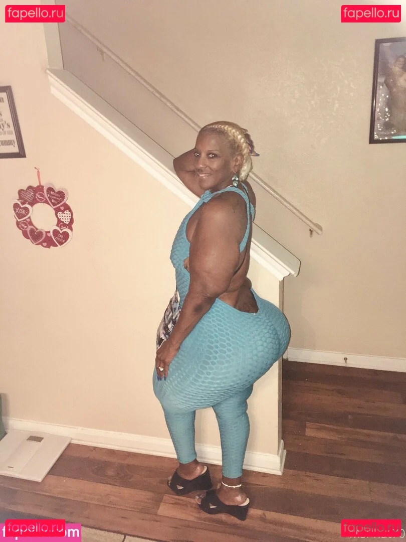 msphat70 Onlyfans Photo Gallery 