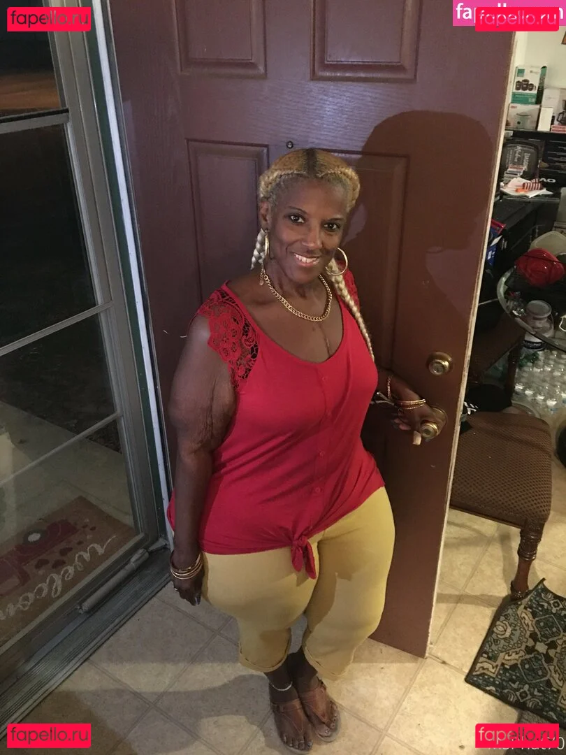 msphat70 Onlyfans Photo Gallery 