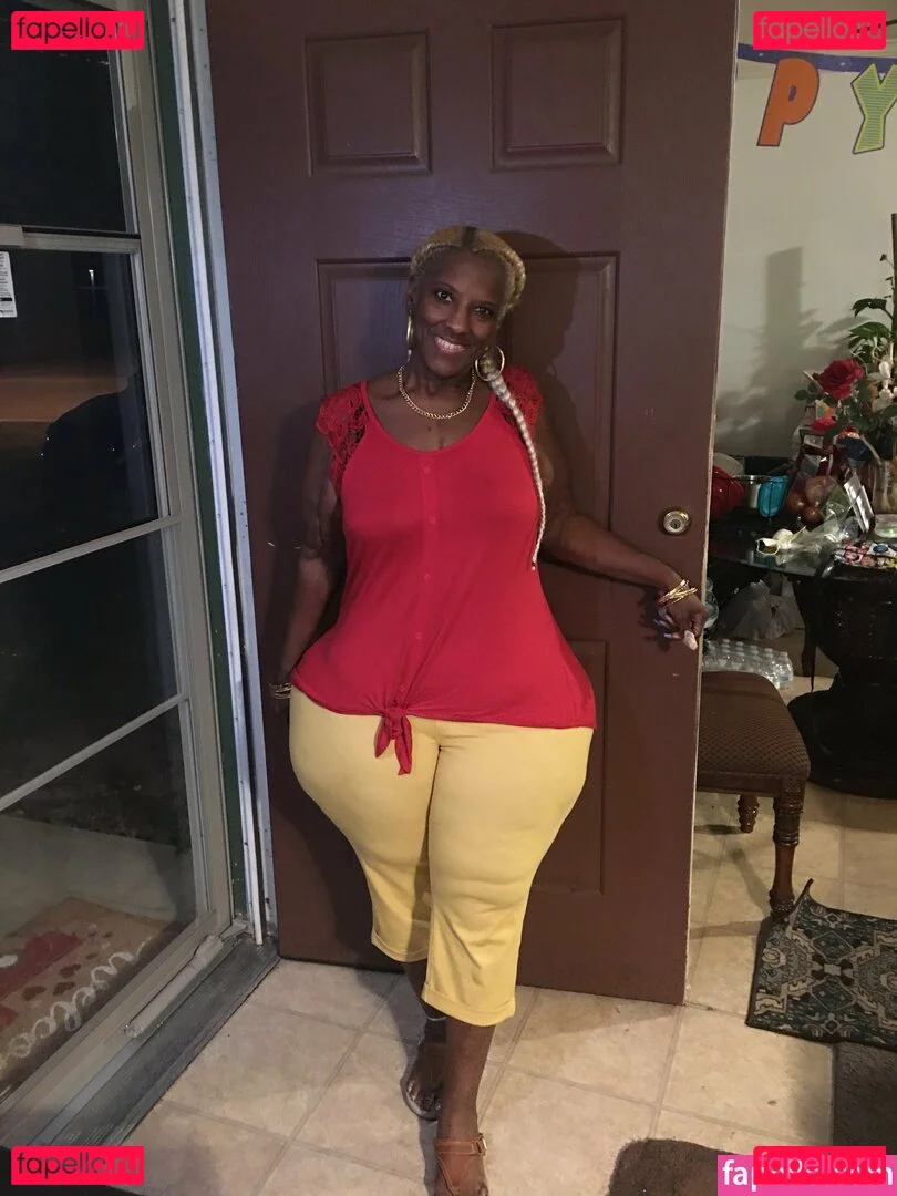 msphat70 Onlyfans Photo Gallery 