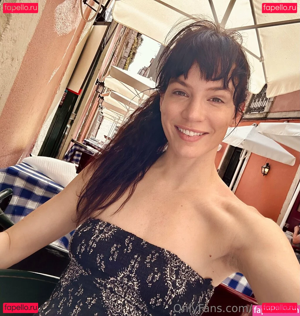 nomahill Onlyfans Photo Gallery 