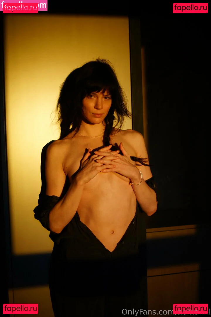 nomahill Onlyfans Photo Gallery 