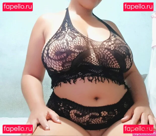 Amanda Santos Onlyfans Photo Gallery 