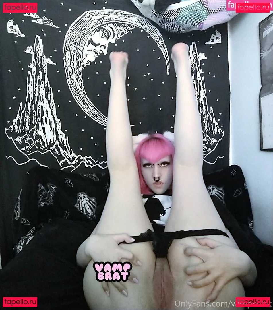 vampxbrat Onlyfans Photo Gallery 
