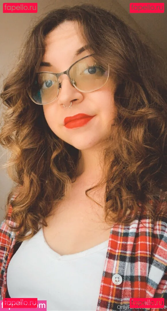 sidhee Onlyfans Photo Gallery 