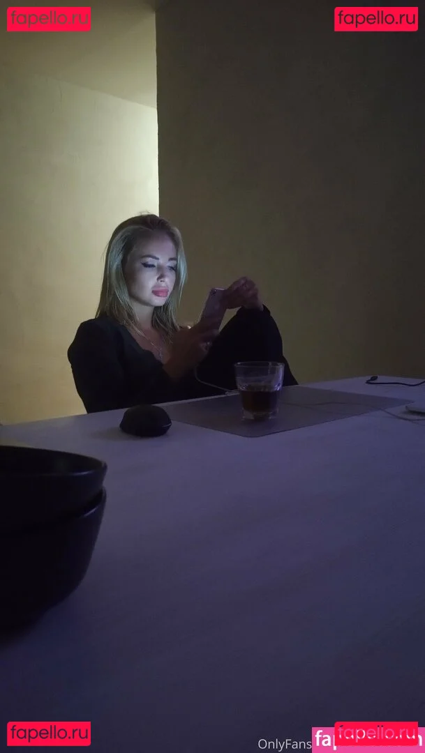 Wrapashouse Onlyfans Photo Gallery 