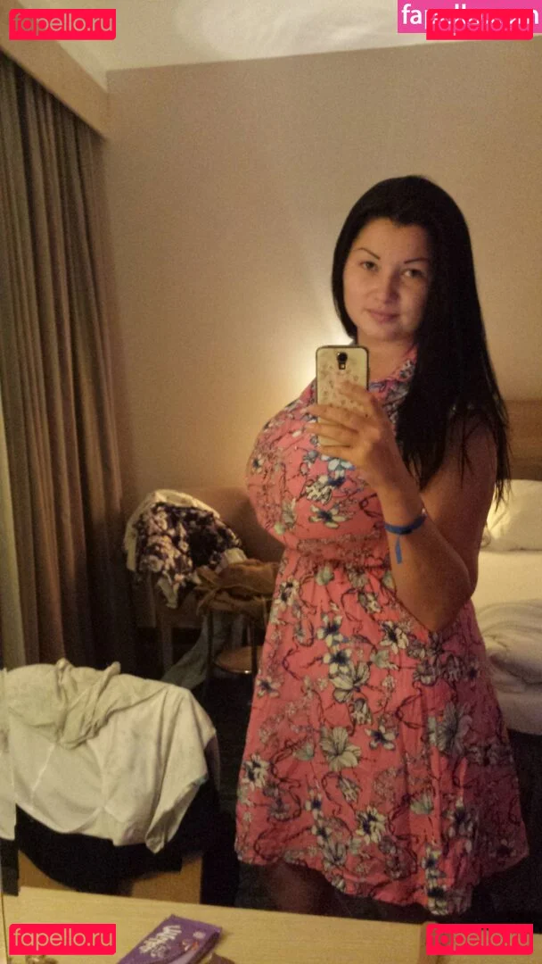 Irina P Onlyfans Photo Gallery 