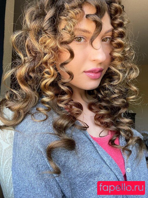 Anna Blossom Onlyfans Photo Gallery 