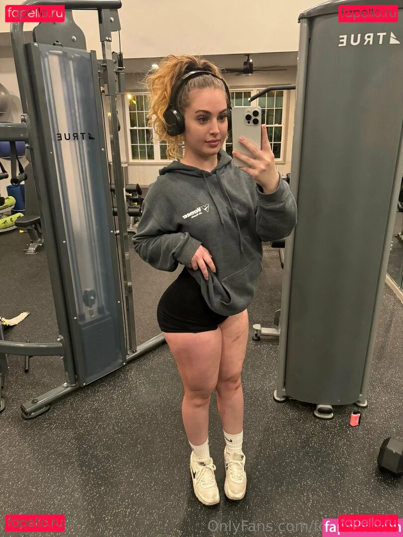 foxyashlynn Onlyfans Photo Gallery 