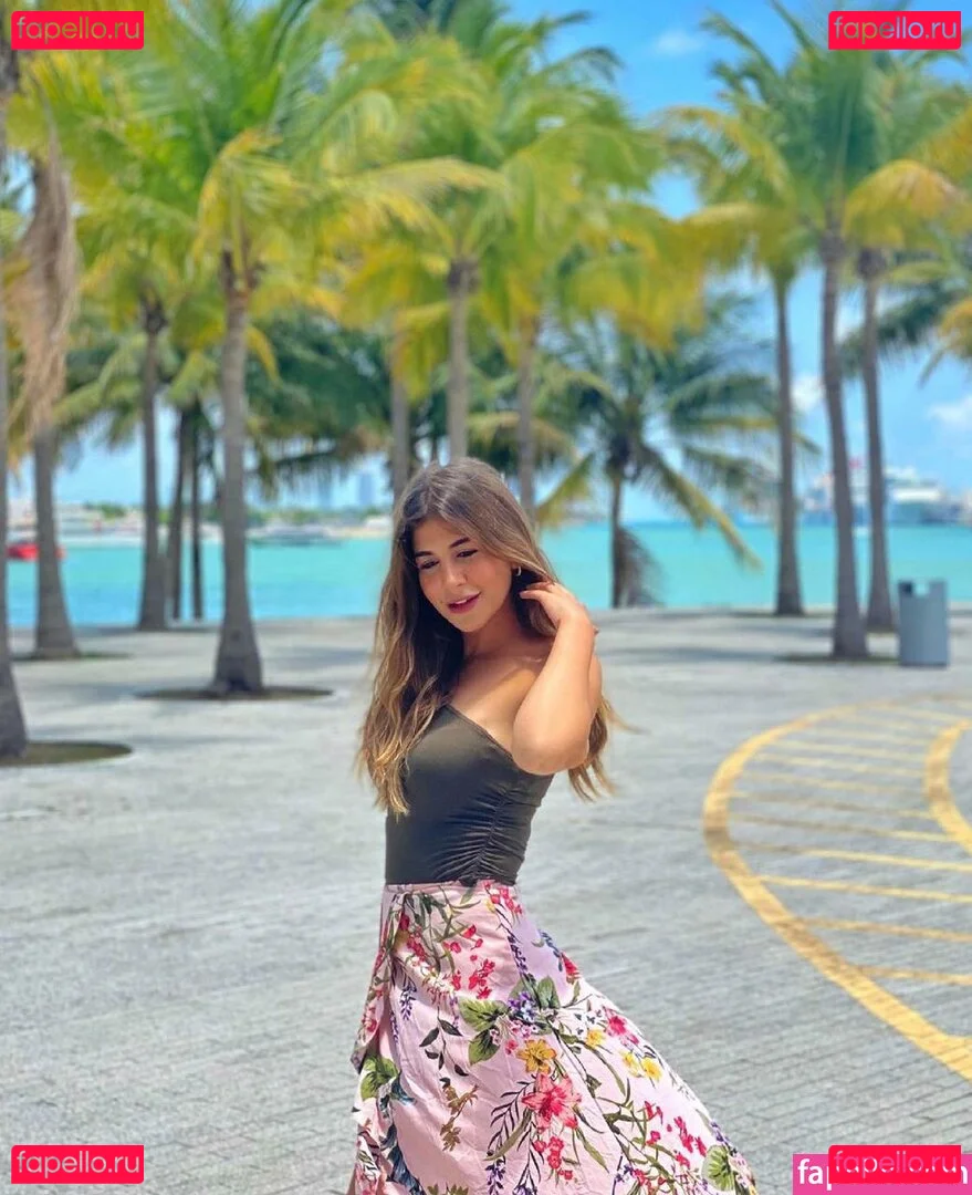 Malak Koura Onlyfans Photo Gallery 