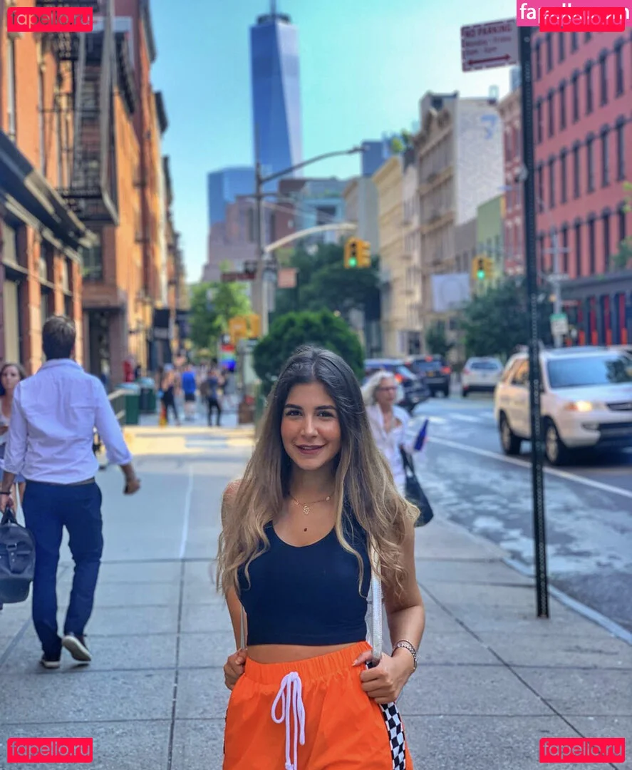 Malak Koura Onlyfans Photo Gallery 