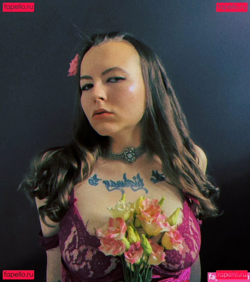 sisuuz Onlyfans Photo Gallery 