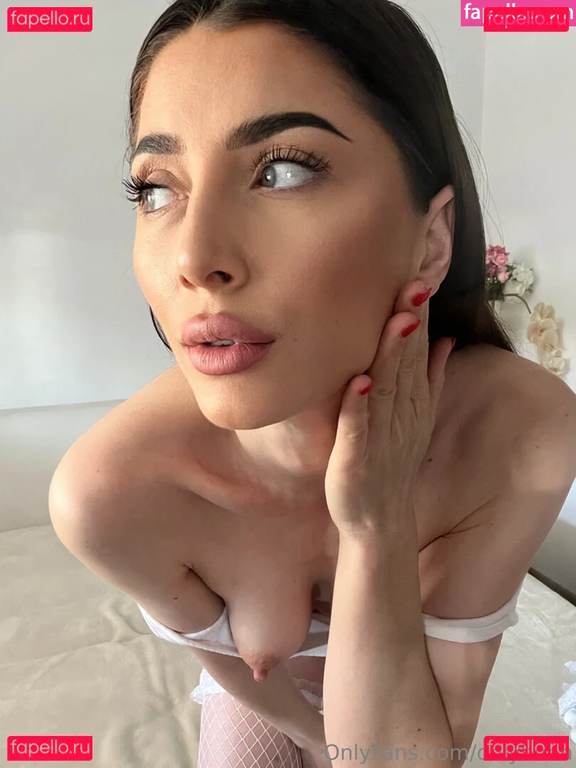 _me_momo_ Onlyfans Photo Gallery 