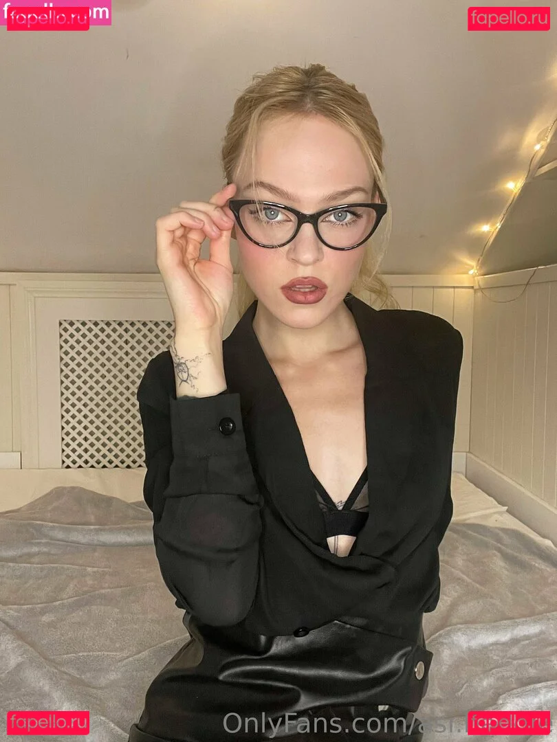 asibaddie Onlyfans Photo Gallery 