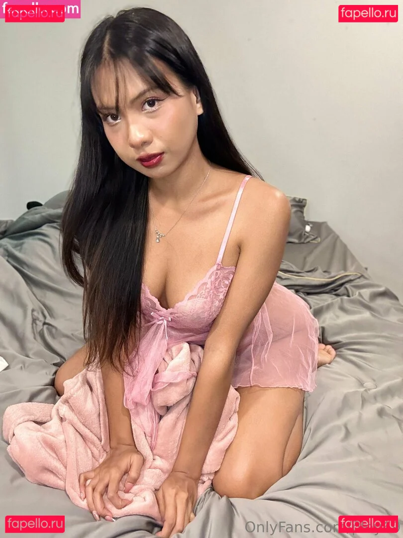 ploy69 Onlyfans Photo Gallery 