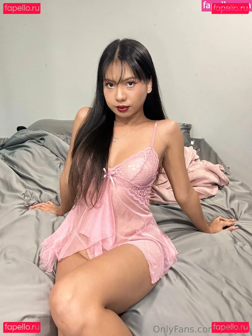 ploy69 Onlyfans Photo Gallery 